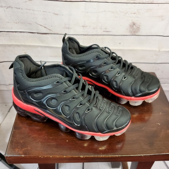 running shoes - Picture 1 of 6